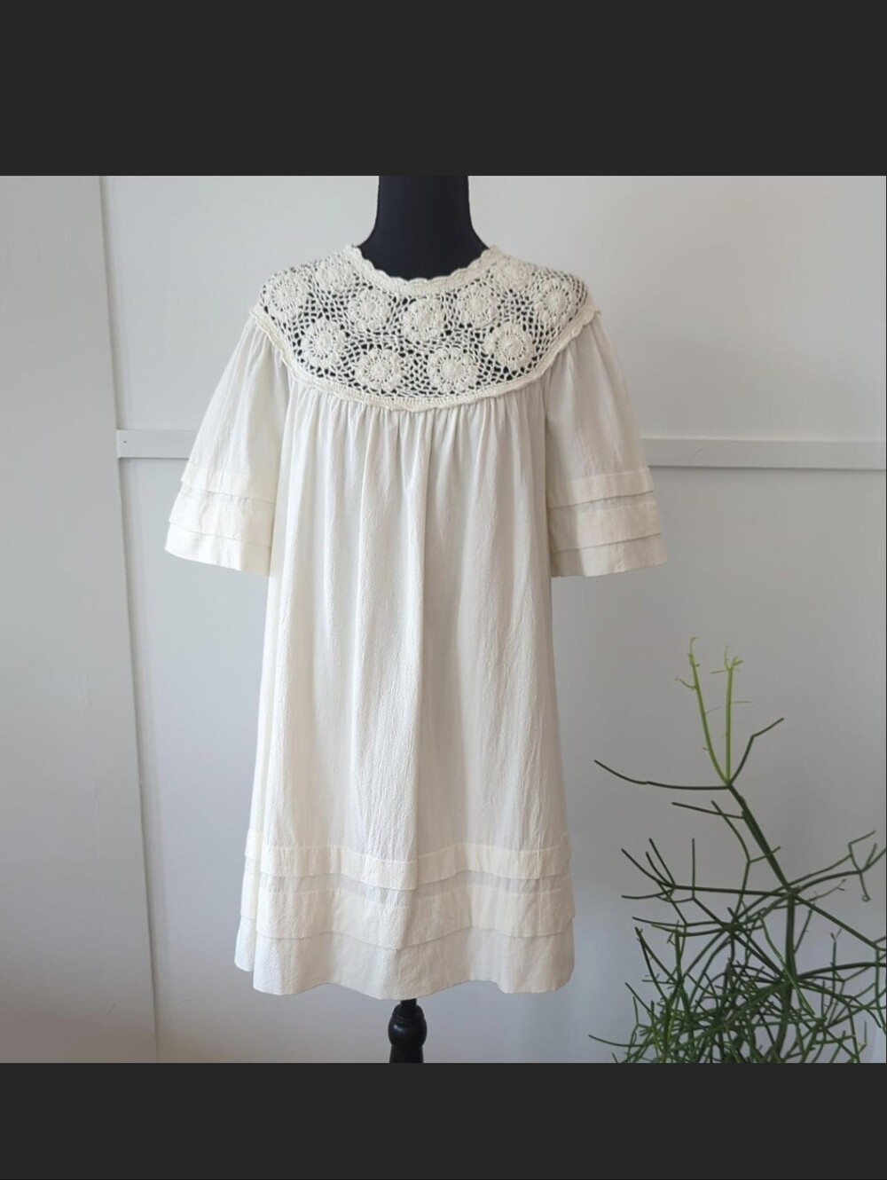 & Other Stories cream crochet collar cotton mini dress Size 8